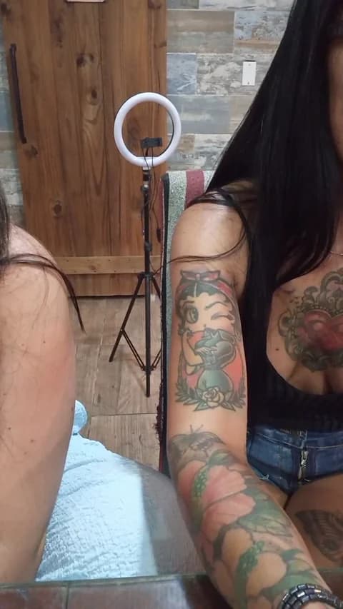 hotcurvi1 Leak #3862 - Jan 15, 2026 03:07 [89m]